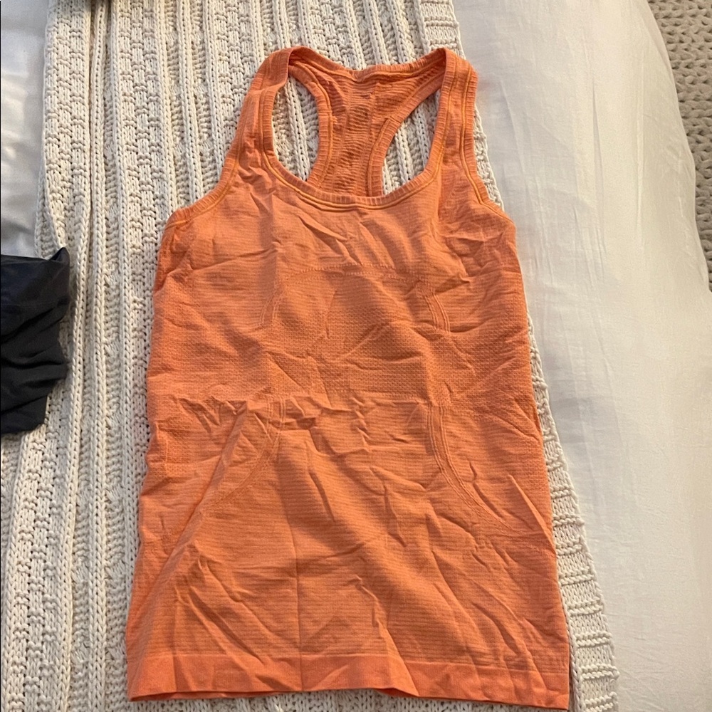 Lululemon women’s orange workout tank top